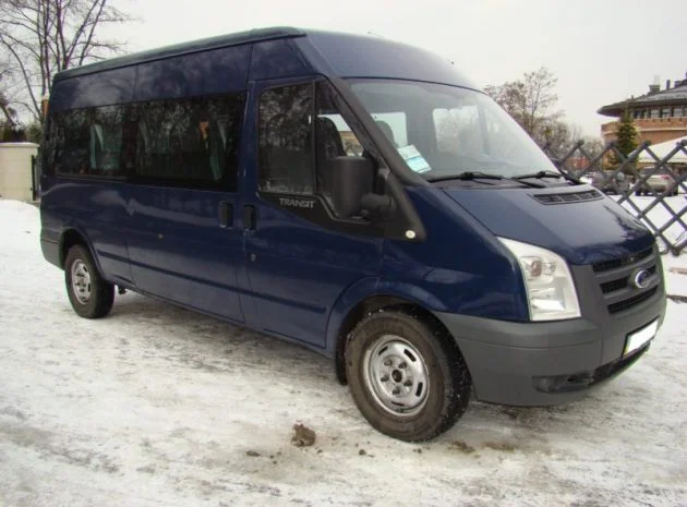 Оренда мікроавтобуса на 15 людей Львів