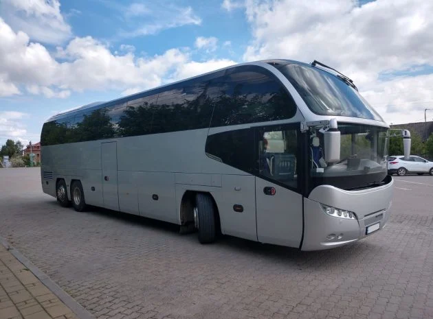 Туристичний автобус Львів Пасажирські перевезення зі Львова