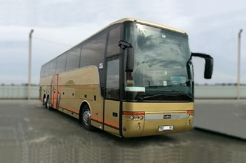 Прокат автобусів у Львові Орендувати автобус 60 місць зі Львова