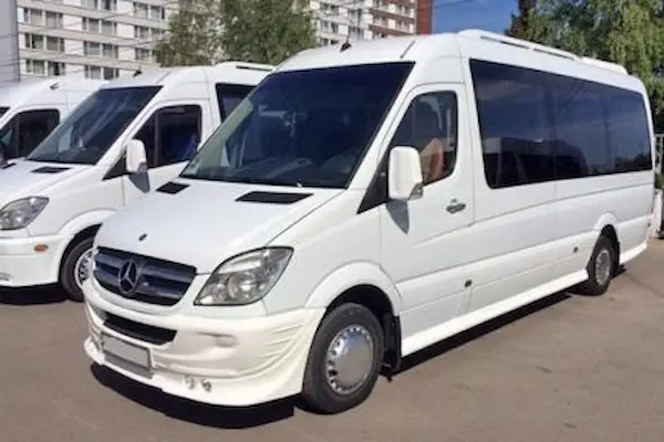 Замовити мікроавтобус для трансферу Львів