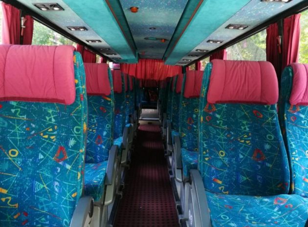 Комфортабельний салон автобуса Man для зустрічі туристів в аеропорту чи Ж/Д вокзалі Львів