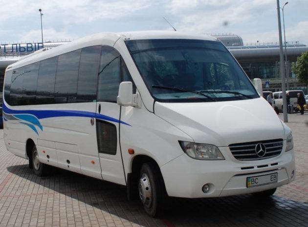Автобус для туристів на 29 місць в оренду по Львову
