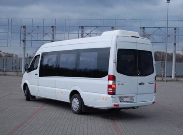 Прокат мікроавтобусів Львів